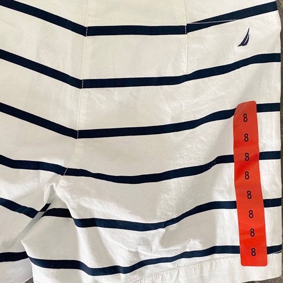 Nautica White Striped Shorts Size 8 - Picture 7 of 8